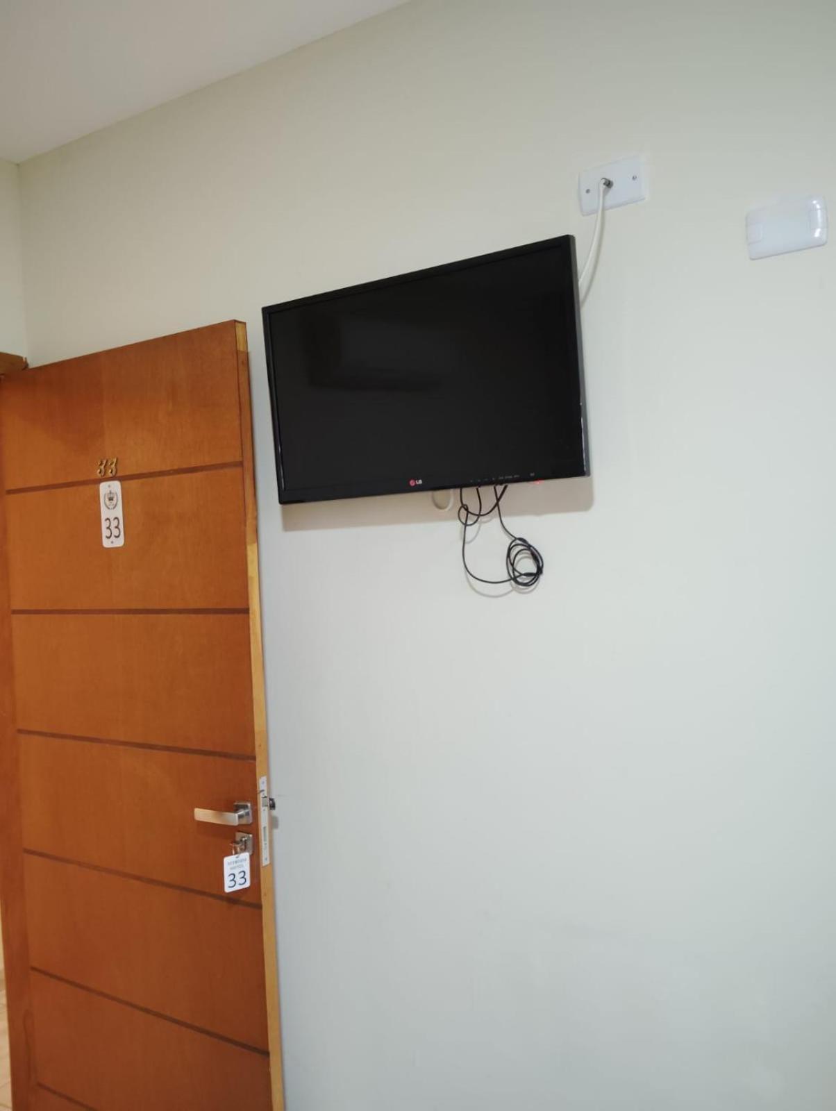 Attriun Hotel *